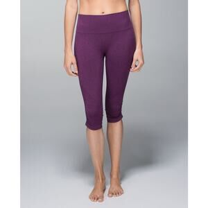 Lululemon In The Flow Crop Leggings in Purple Heathered Berry size